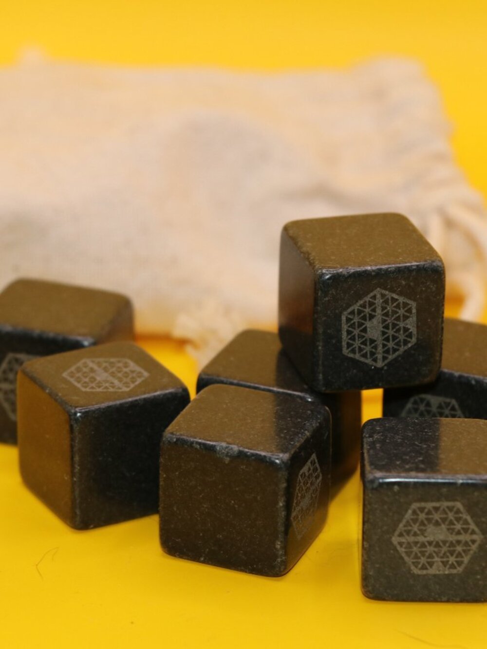 Set of 9 Whiskey Stones  with Bag